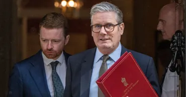 Consilierul lui Keir Starmer demisionează din cauza afacerii Epstein