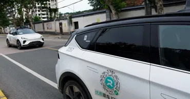 Роботакси Baidu остановились посреди дорог в Ухане из-за масштабного сбоя