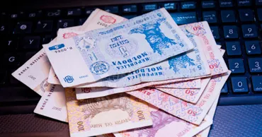 Salariul minim pe economie urmează să fie majorat în Moldova