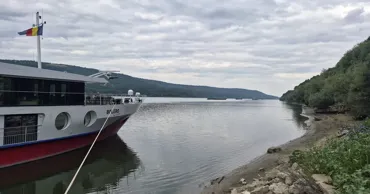 Nivelul scăzut al apelor Dunării perturbă turismul de croazieră