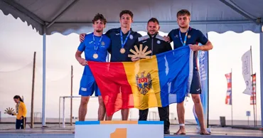 Три молдавских спортсмена стали чемпионами мира по пляжной борьбе
