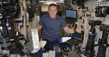 Космонавт развеял популярный миф о питании в невесомости.