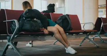 Peste 30 de pasageri nu au putut zbura din Dublin spre Chișinău din cauza suprarezervării
