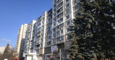 В Кишинёве девочка-подросток разбилась насмерть, упав с 10-го этажа. Фото: aif.md.