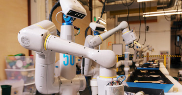 Alphabet разрабатывает самообучающегося робота для дома.