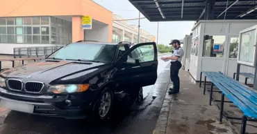 Un șofer din Moldova, prins la vama Albița cu permisul suspendat