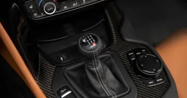 Toyota запатентовала систему имитации заглохшего двигателя для электрокаров