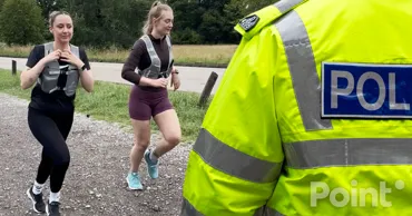 Polițistele din Anglia s-au dat drept alergătoare pentru a prinde bărbații care hărțuiesc femeile