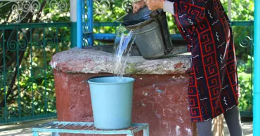 Circa 75% din fântânile din Moldova, poluate peste normă: Apa din ele, periculoasă pentru consum