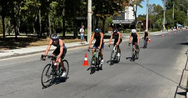 Chișinău: Sute de juniori din 35 de țări au participat la Cupa Europeană de Triatlon