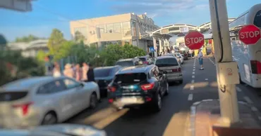 La ieșirea din Moldova prin punctul de trecere a frontierei Giurgiulești–Galați s-au format cozi