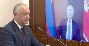 Додон попросил Путина восстановить транспортное сообщение с Молдовой.
