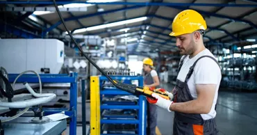 Harea: Energia și apa devin principalele provocări pentru producția industrială