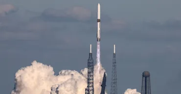 Blue Origin Джеффа Безоса успешно запустила ракету со спутниками НАСА