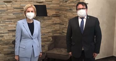 Башкан Гагаузии встретилась с главой делегации ЕС в Молдове.