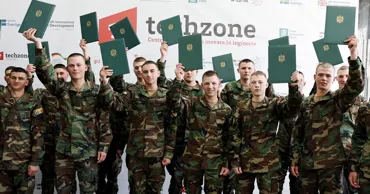 Военных Молдовы обучат созданию собственных предприятий