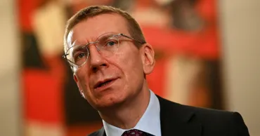 Президент Латвии: Мы готовы разместить ядерное оружие на своей территории