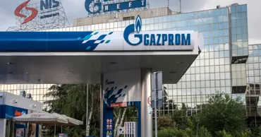 «Газпром» продлил поставки газа Сербии: цена остается более чем вдвое ниже рынка