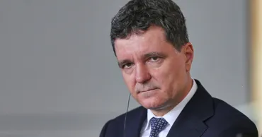 Президент Румынии больше не исключает сценария досрочных выборов в стране