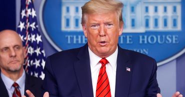 Трамп раскритиковал главного инфекциониста США за ошибки.