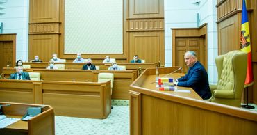 Додон провел первое заседание Комиссии по конституционной реформе.