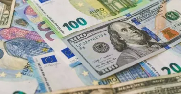 Curs valutar 9 iulie 2026: Cât valorează un euro și un dolar