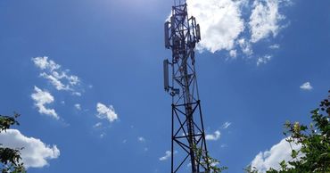 Суд постановил убрать мачту с передатчиками из жилого района Комрата.