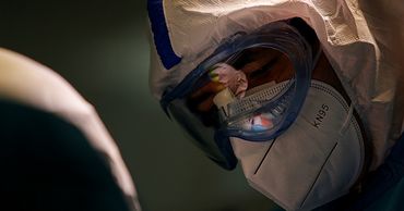 В России за сутки выявлено более 6 тысяч новых заболевших коронавирусом.