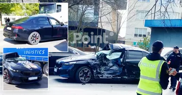 В Кишинёве пожарная машина раздавила BMW