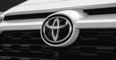 Tesla и Toyota отзывают в США более 500 тыс. машин