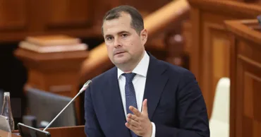 Tofan anunță că Guvernul renunță la majorarea TVA pentru produsele de igienă feminină