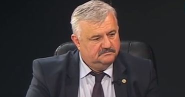 Министр образования Игорь Шаров.