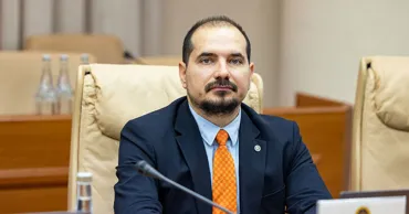 Бузу - диаспоре: Нам нужен каждый из вас, чтобы строить более сильные сообщества