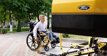 Povestea unui elev din Sângerei pentru care școala a devenit accesibilă