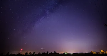 Ploaia de meteori Draconide, vizibilă în Moldova. Când și unde poate fi observată