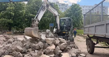 В Кишиневе на месте старых гаражей обустроят новую парковку на 80 мест