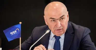 СМИ: Часть однопартийцев отвернутся от Боложана, если кабмин провалит вотум доверия