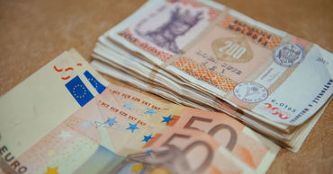 Предложение валюты в октябре покрыло спрос на нее в Молдове на 126,1%.