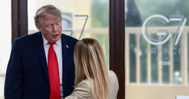 Мелони назвала ложью заявления Трампа о том, что она "умоляла" его о совместном фото