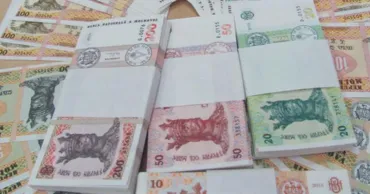 Băncile au atras depozite noi de peste 30 de miliarde de lei în septembrie