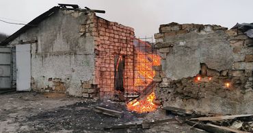 Сотрудники ГИЧС потушили пожар на угольном складе в Оргееве.