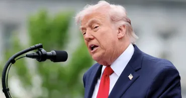 Трамп объявил о росте пошлин на автомобили из ЕС до 25%