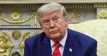 Трамп просил Google переименовать Атлантический океан в свою честь, но ему отказали