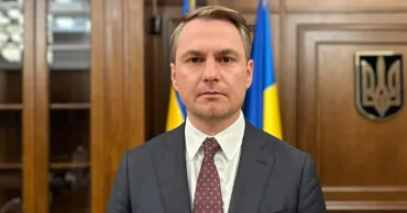 Генпрокурор Украины уволился на фоне расследования о "крышевании" колл-центров