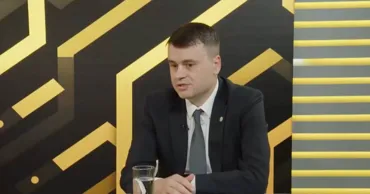 Берлинский: Отставки не решают проблему незаслуженных зарплат в госучреждениях