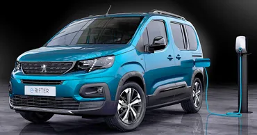 Peugeot a extins garanția de opt ani la toate mașinile electrice