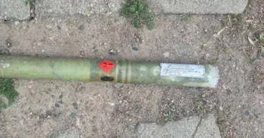 Rachetă antigrindină parțial detonată, găsită pe un câmp din Sângerei