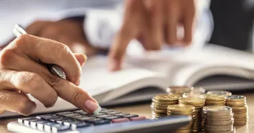 Moldovenii se împrumută tot mai mult pentru consum: Creditele ipotecare, în scădere