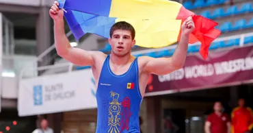 Luptătorul Vasile Diacon a obținut medalia de bronz la Campionatului Mondial de lupte pe plajă din Grecia