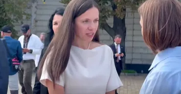 Maia Sandu s-a întâlnit la Kiev cu Prima Doamnă a României
